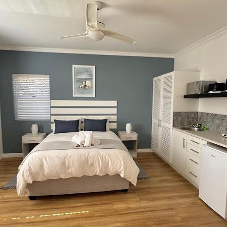 Plett57 - Self Catering - Room No1 Плеттенберг-Бей Экстерьер фото