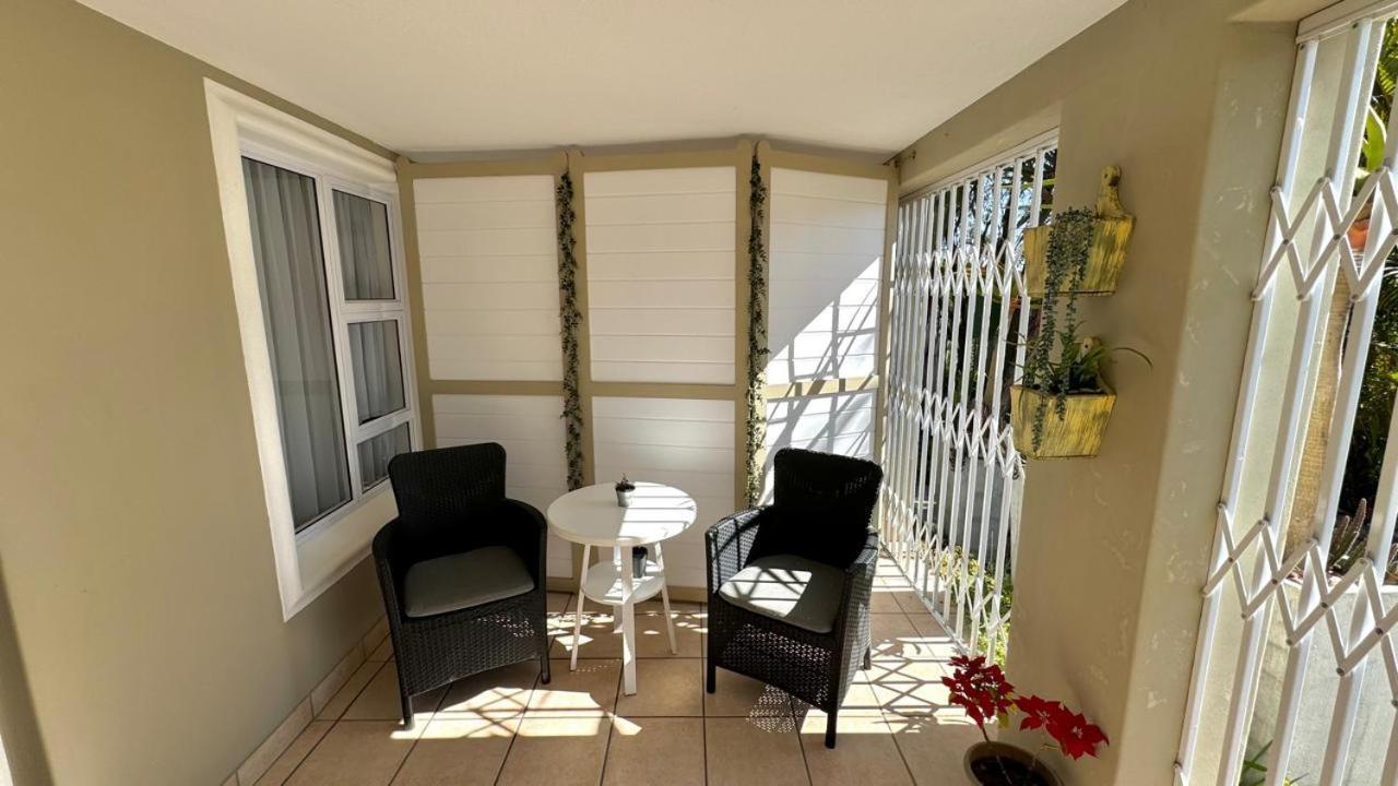 Plett57 - Self Catering - Room No1 Плеттенберг-Бей Экстерьер фото